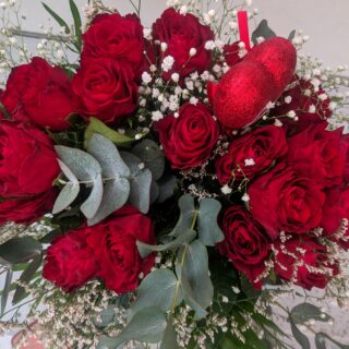 ΜΟΝΑΔΙΚΑ ΛΟΥΛΟΥΔΙΑ ΣΤΟ ΑΝΘΩΠΟΛΕΙΟ ΜΑΣ . ΣΤΕΙΛΤΕ ΑΜΕΣΑ ΤΟ ΜΠΟΥΚΕΤΟ ΣΑΣ ΤΡΙΑΝΤΑΦΥΛΛΑ 20 ΤΕΜΑΧΙΩΝ. ΑΠΟΣΤΟΛΕΣ ΛΟΥΛΟΥΔΙΩΝ